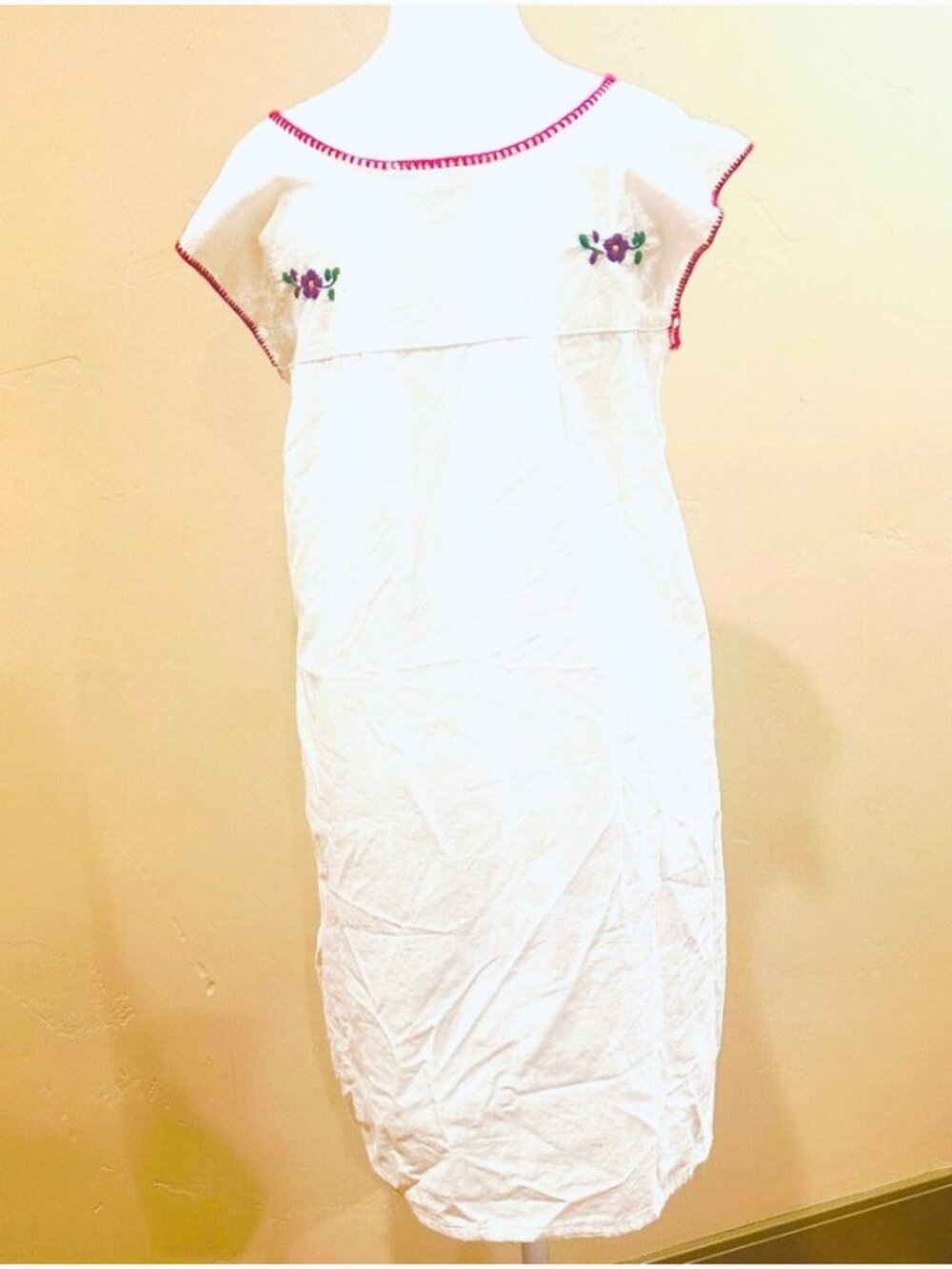 MEXICAN COTTON EMBROIDERED DRESS MEDIUM - Picture 2 of 5